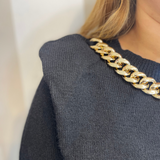 Pull avec chaîne